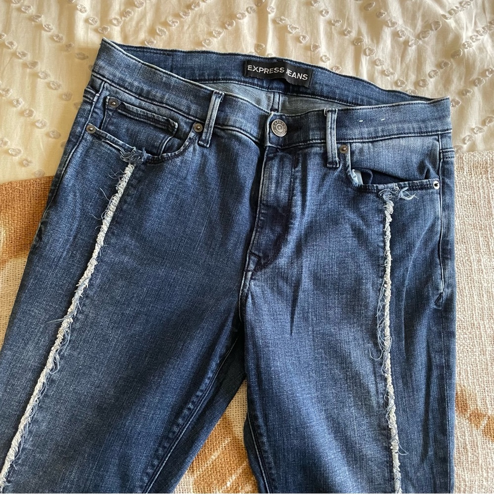 Express Distressed Seam Front Mid Rise Ankle Legging Stretch Size 10 Denim Jeans